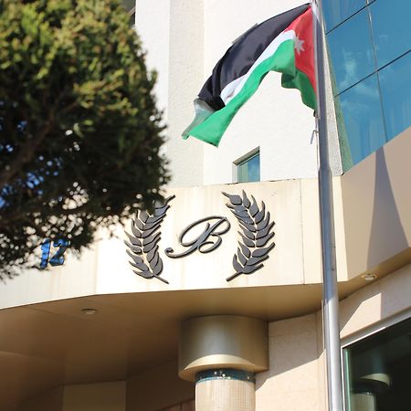 Bristol Hotel Amman Extérieur photo Flag of the Arab League