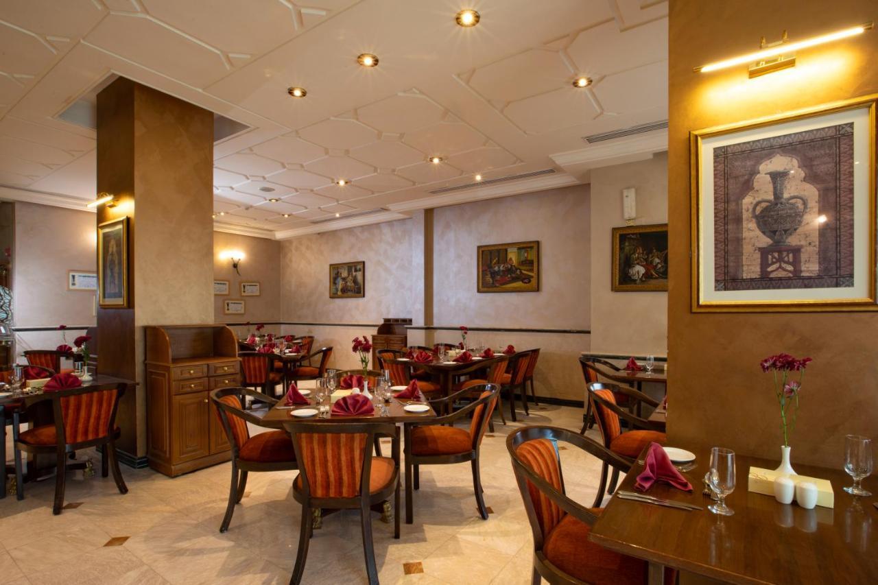 Bristol Hotel Amman Extérieur photo The restaurant