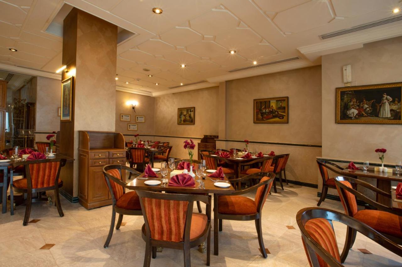 Bristol Hotel Amman Extérieur photo The restaurant
