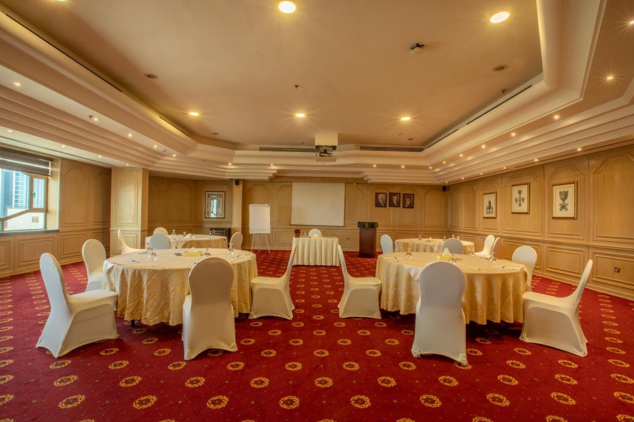 Bristol Hotel Amman Extérieur photo Meeting room