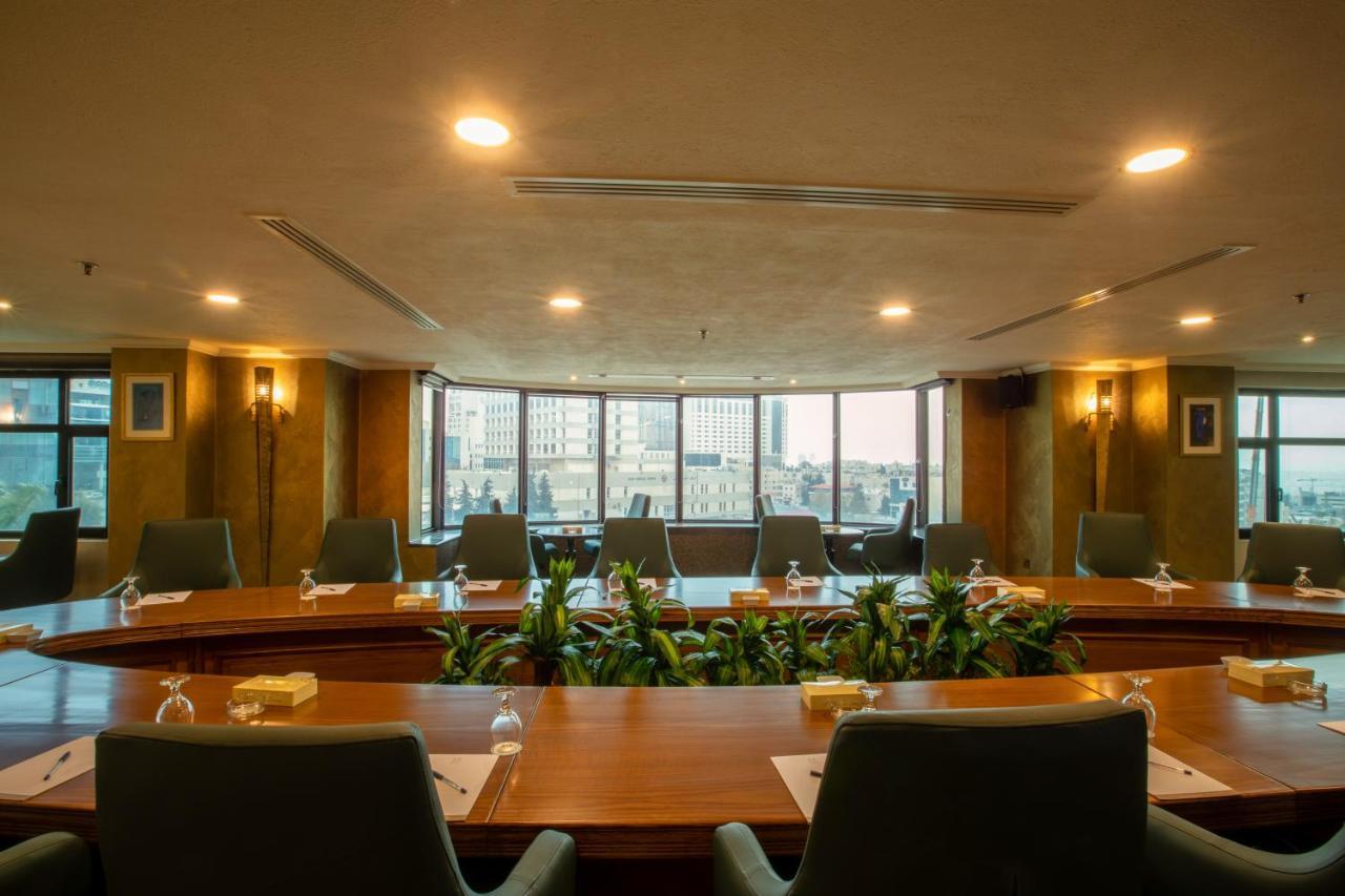 Bristol Hotel Amman Extérieur photo Boardroom