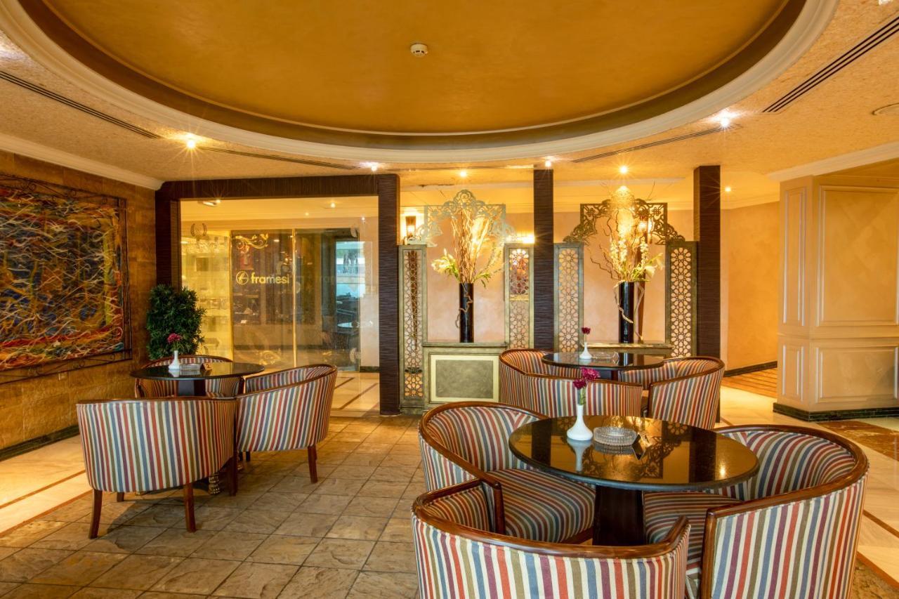 Bristol Hotel Amman Extérieur photo The lobby of the Taj Bengal