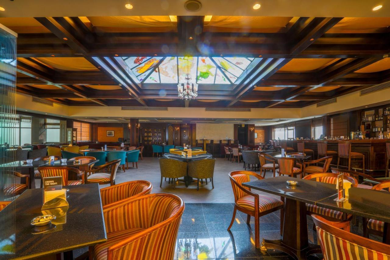 Bristol Hotel Amman Extérieur photo The restaurant at the hotel