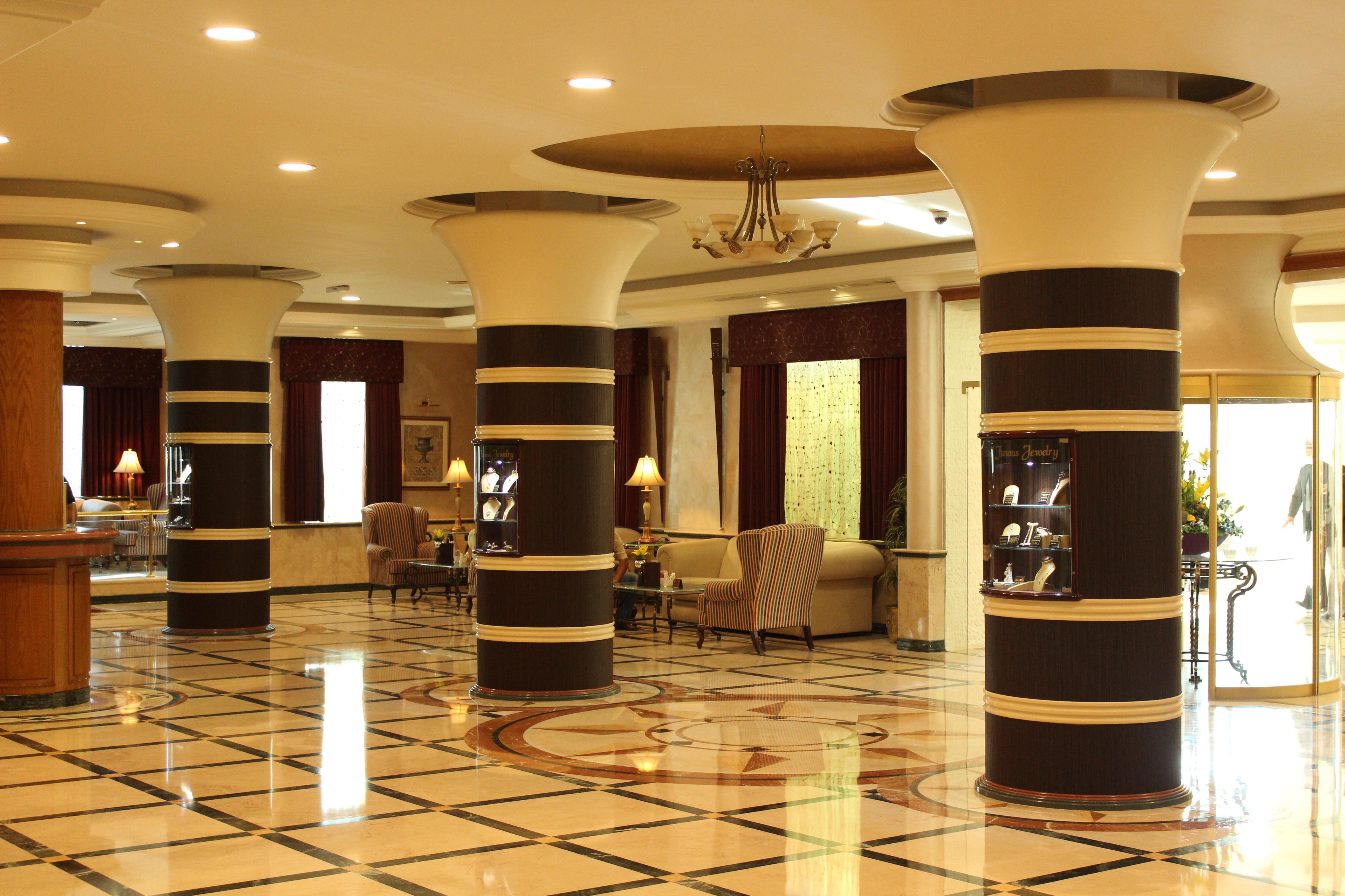 Bristol Hotel Amman Extérieur photo The lobby of the hotel