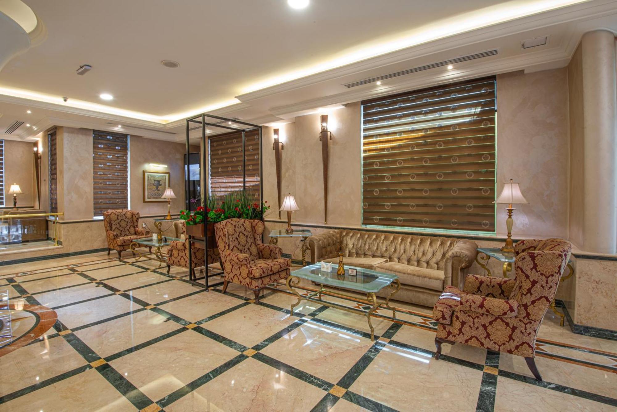 Bristol Hotel Amman Extérieur photo Lobby